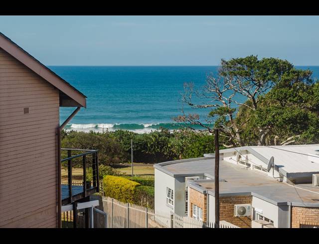 3 BEDROOM TOWNHOUSE FOR SALE IN SCOTTBURGH CENTRAL